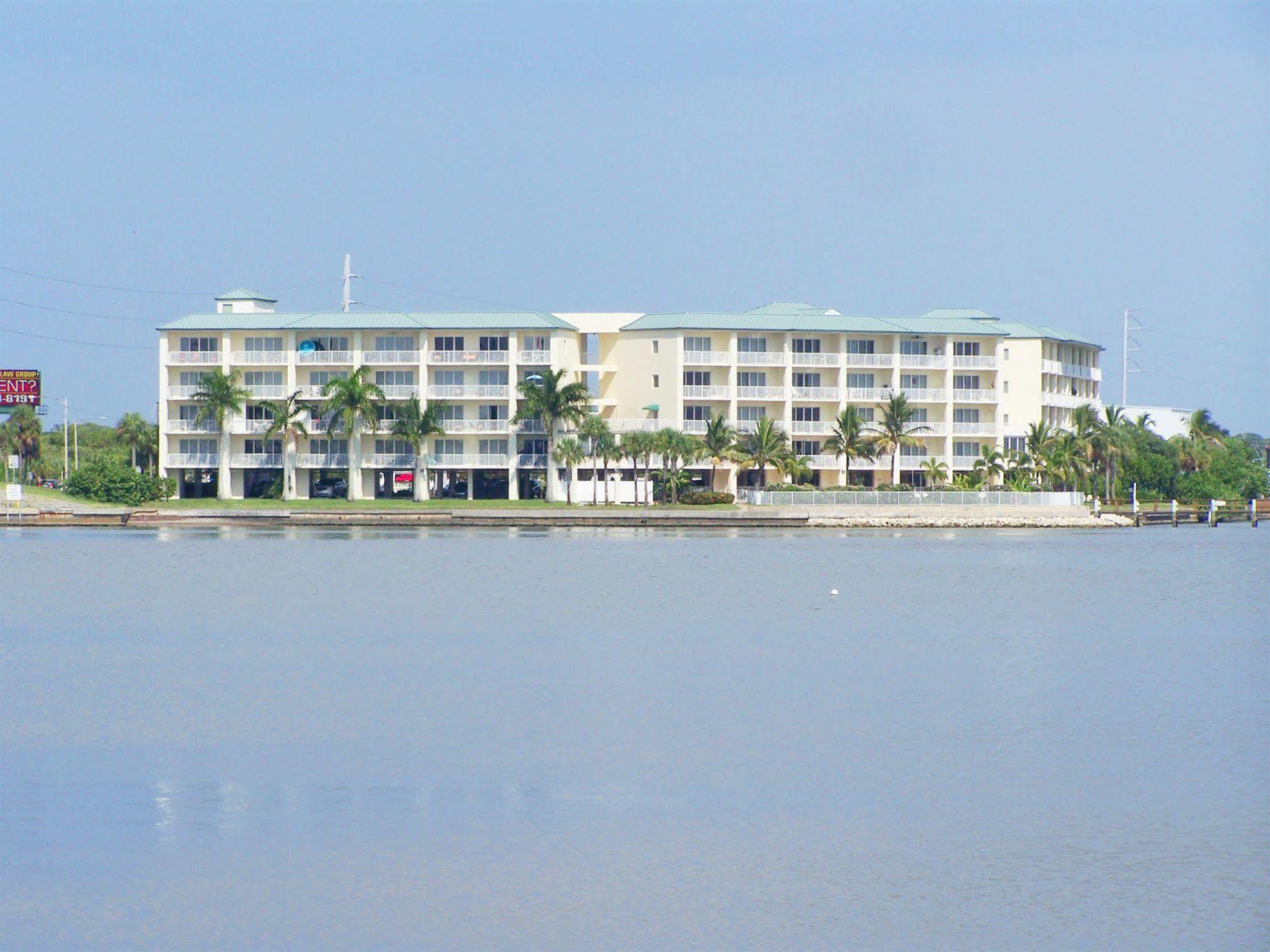 Boca Ciega Resort By Travel Resort Services 圣彼得堡 外观 照片